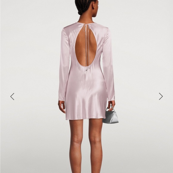 Stunning pink satin mini dress by Alexander Wang 💗